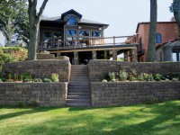 Retaining wall steps