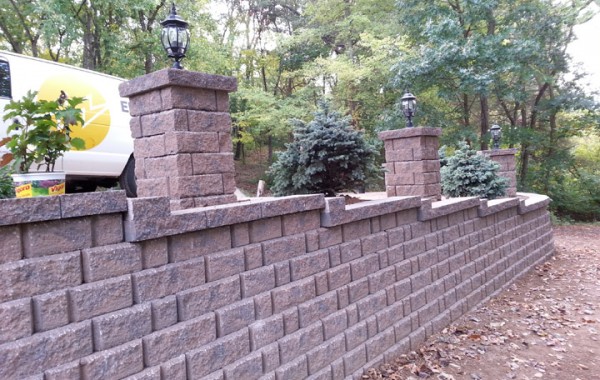 Rockwood Colonial Block Retaining Wall