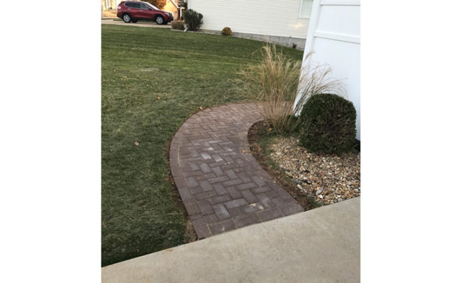 Hollandstone-Pavers-Walkway-Oakville-MO-1a